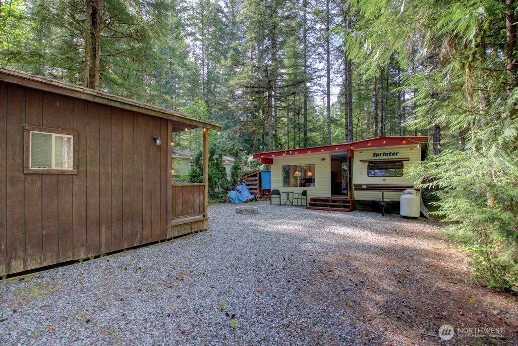Deming, WA 98244,171 4 Christmas Tree CIR