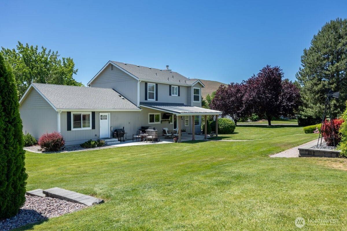 West Richland, WA 99353,4302 Winners Circle