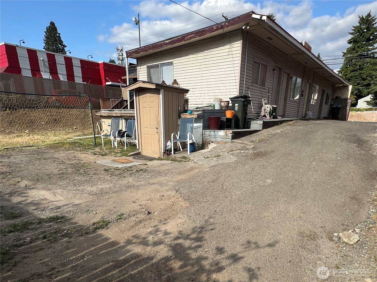 Tacoma, WA 98408,8040 Pacific AVE