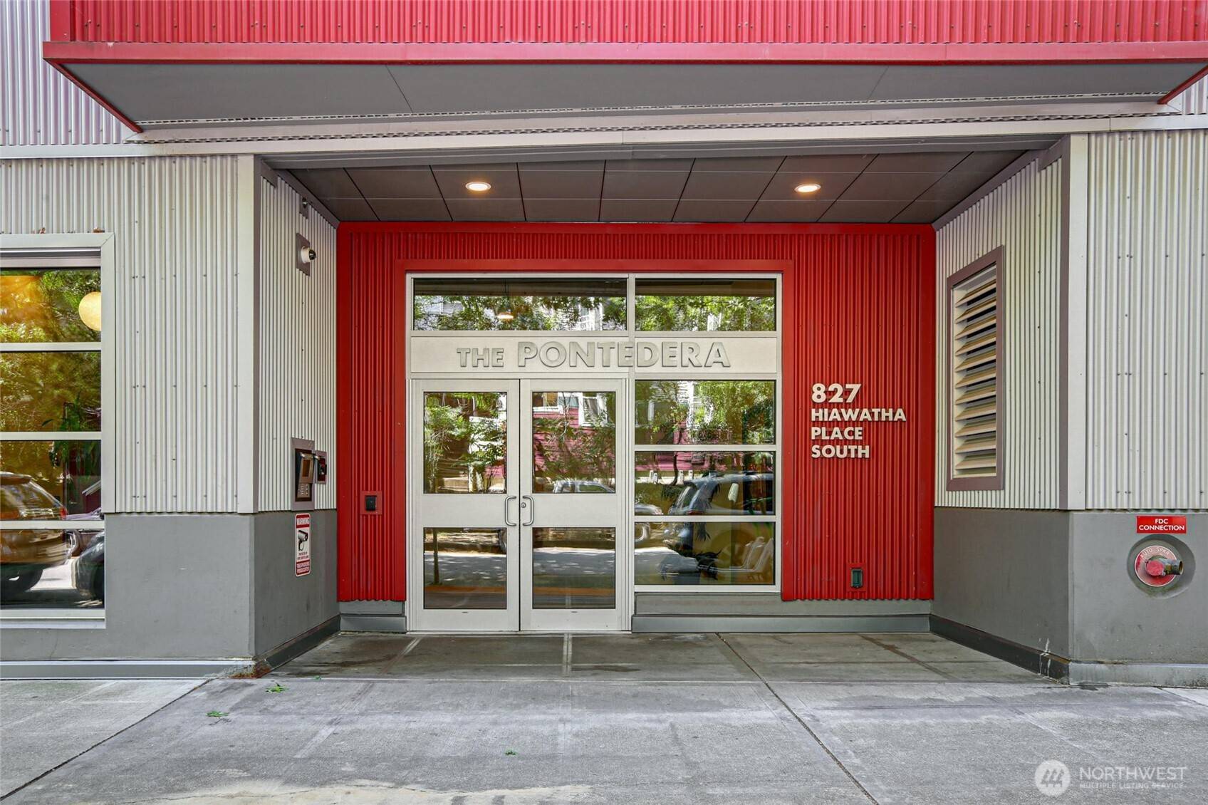 Seattle, WA 98144,827 Hiawatha PL S #405