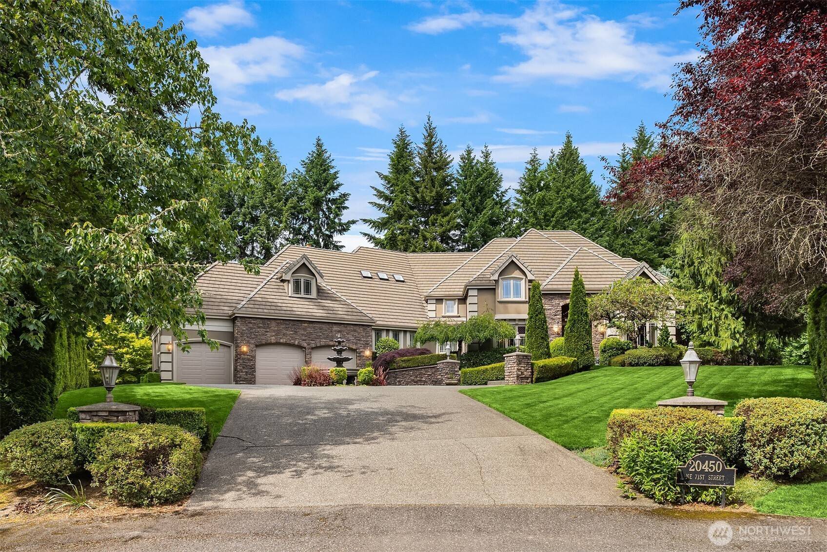 Redmond, WA 98053,20450 NE 71st ST