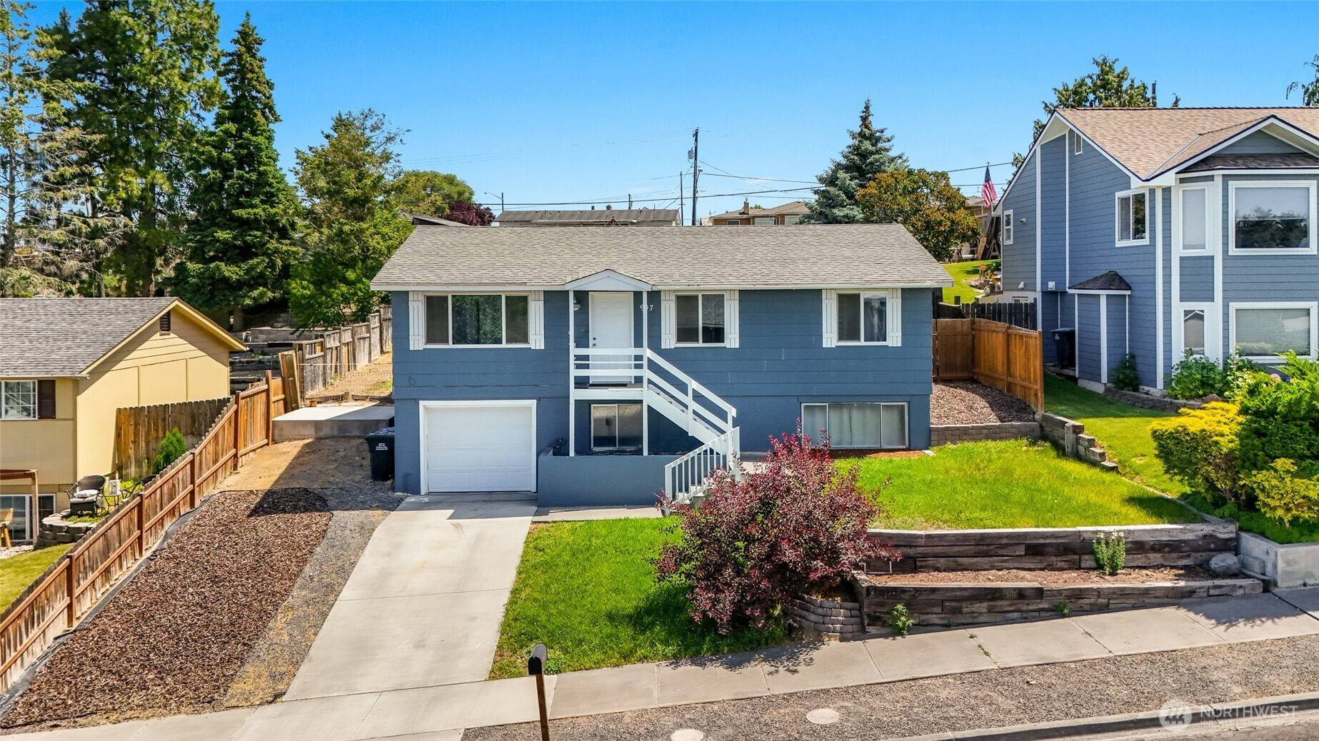 Moses Lake, WA 98837,907 S Balsam ST