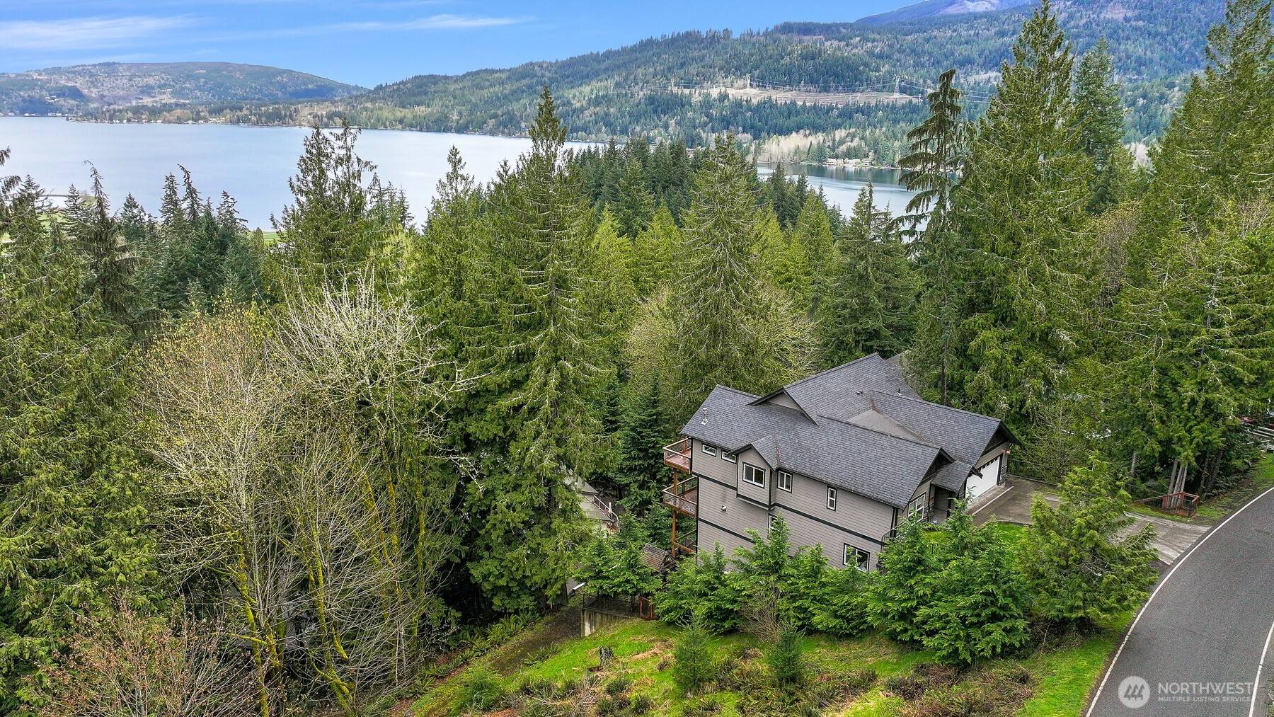 Bellingham, WA 98229,104 Grand View LN