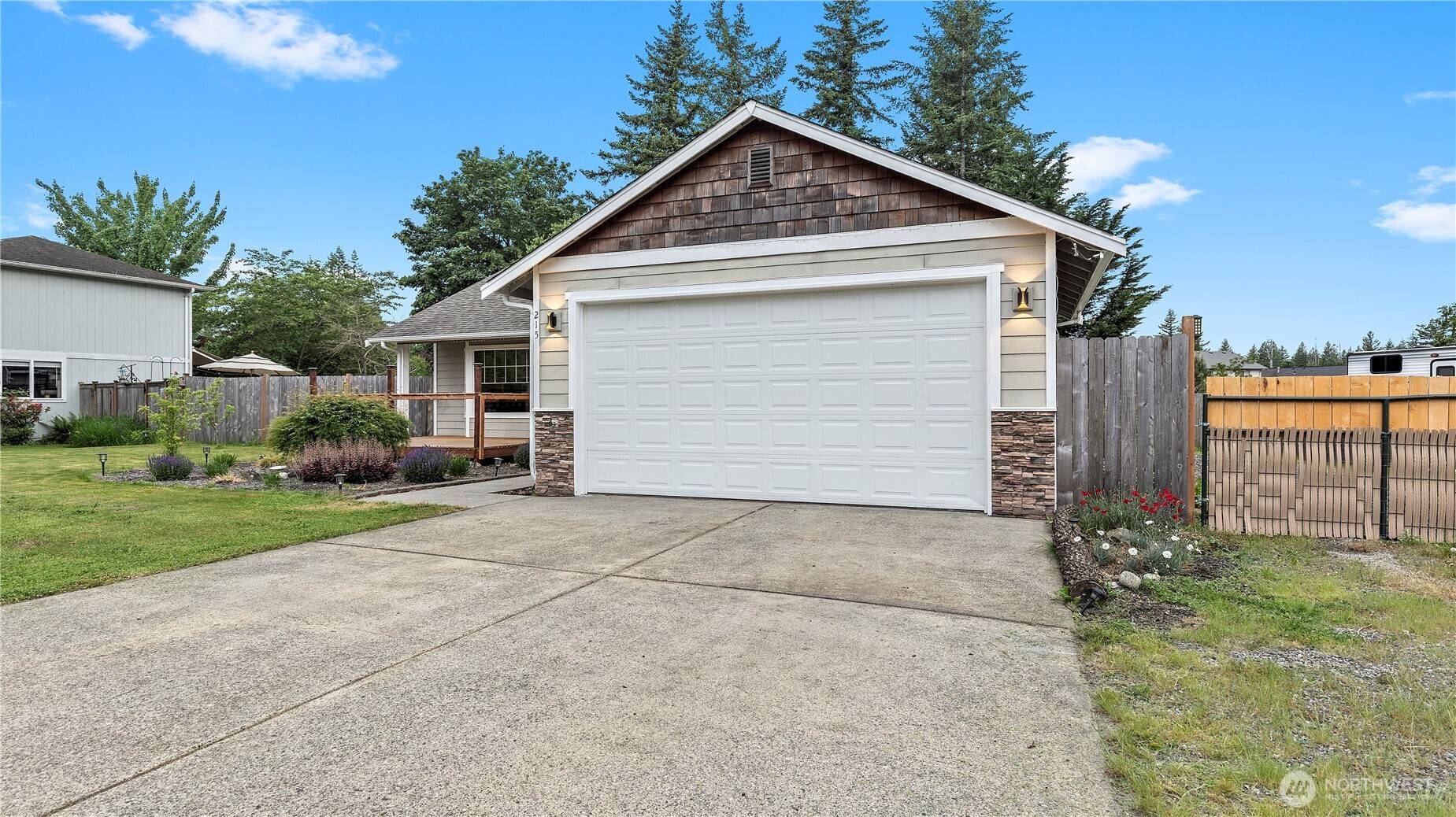 Gold Bar, WA 98251,215 19th ST
