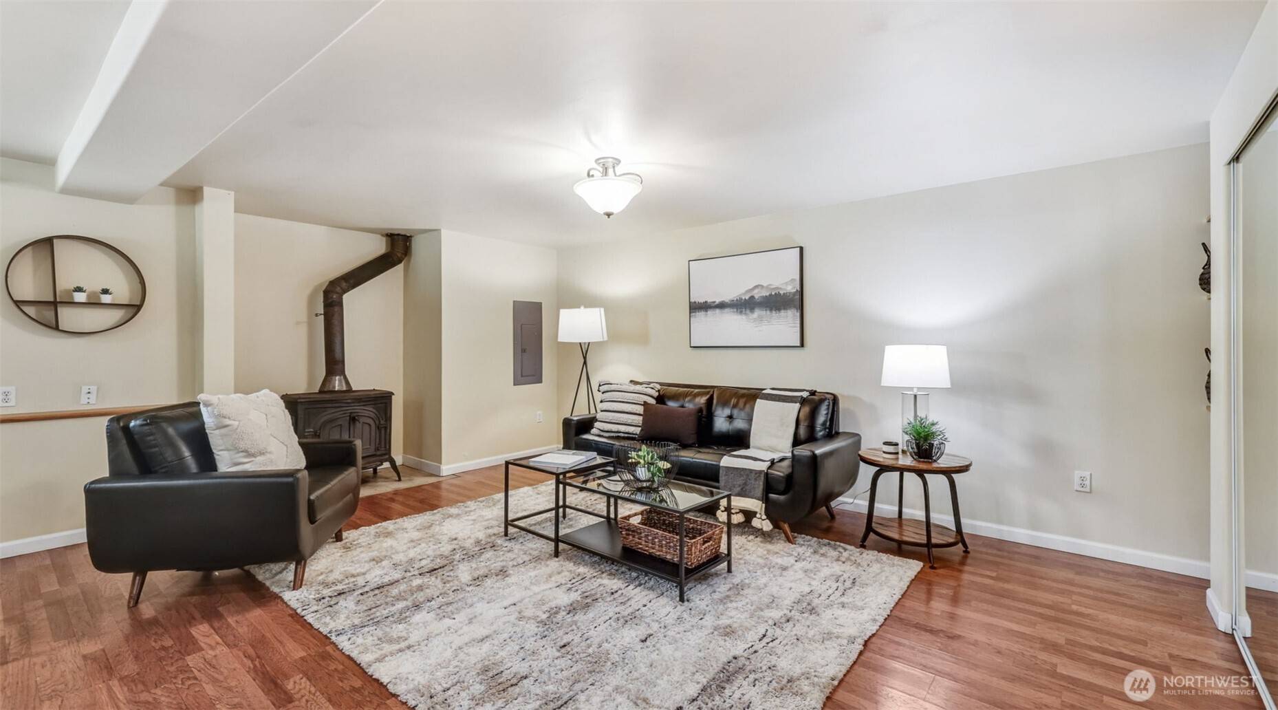 Renton, WA 98058,17643 196th AVE SE