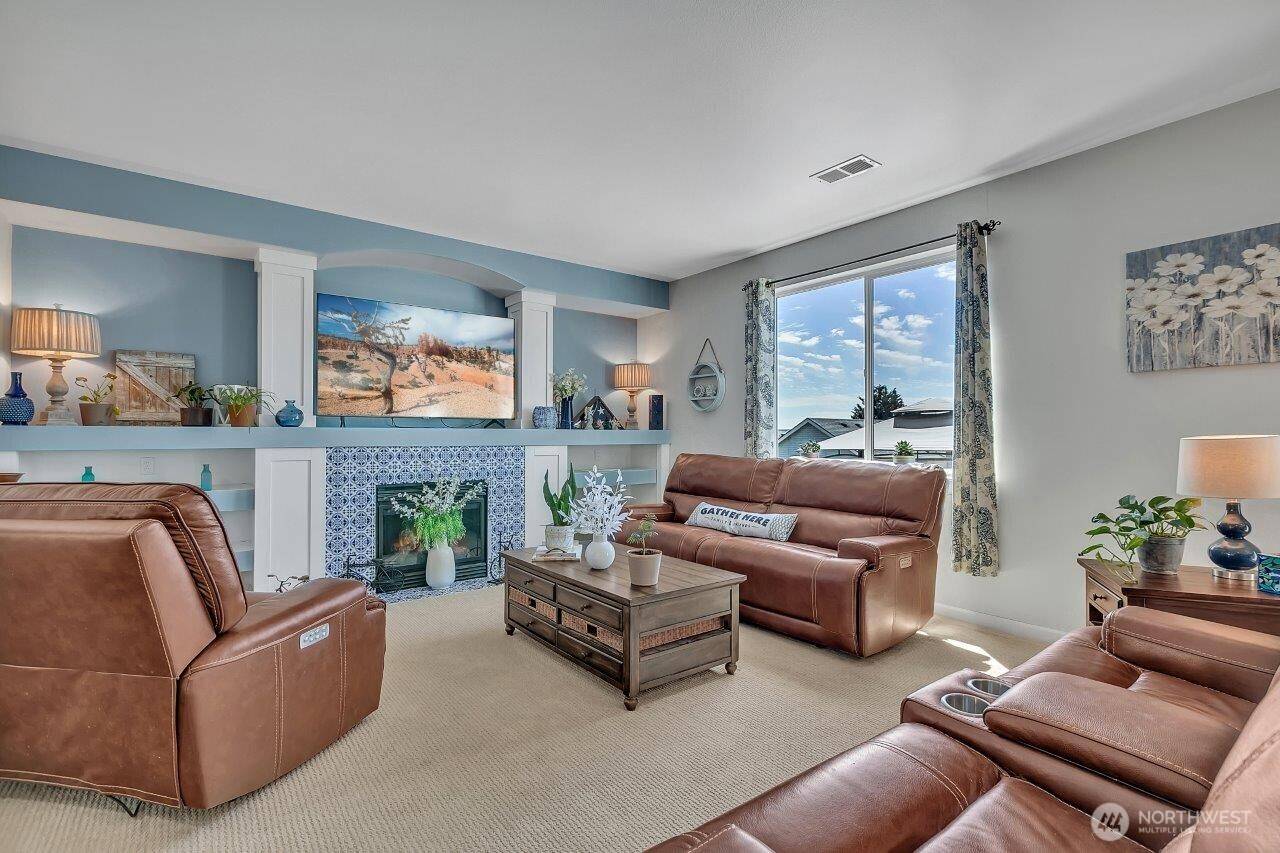 Auburn, WA 98092,6715 Quincy AVE SE