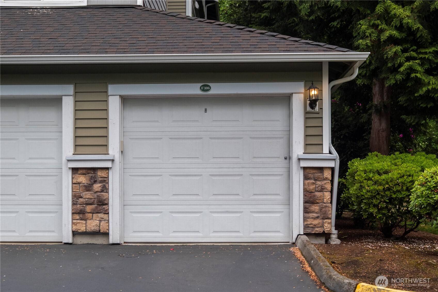 Everett, WA 98204,12712 Admiralty WAY #F-306