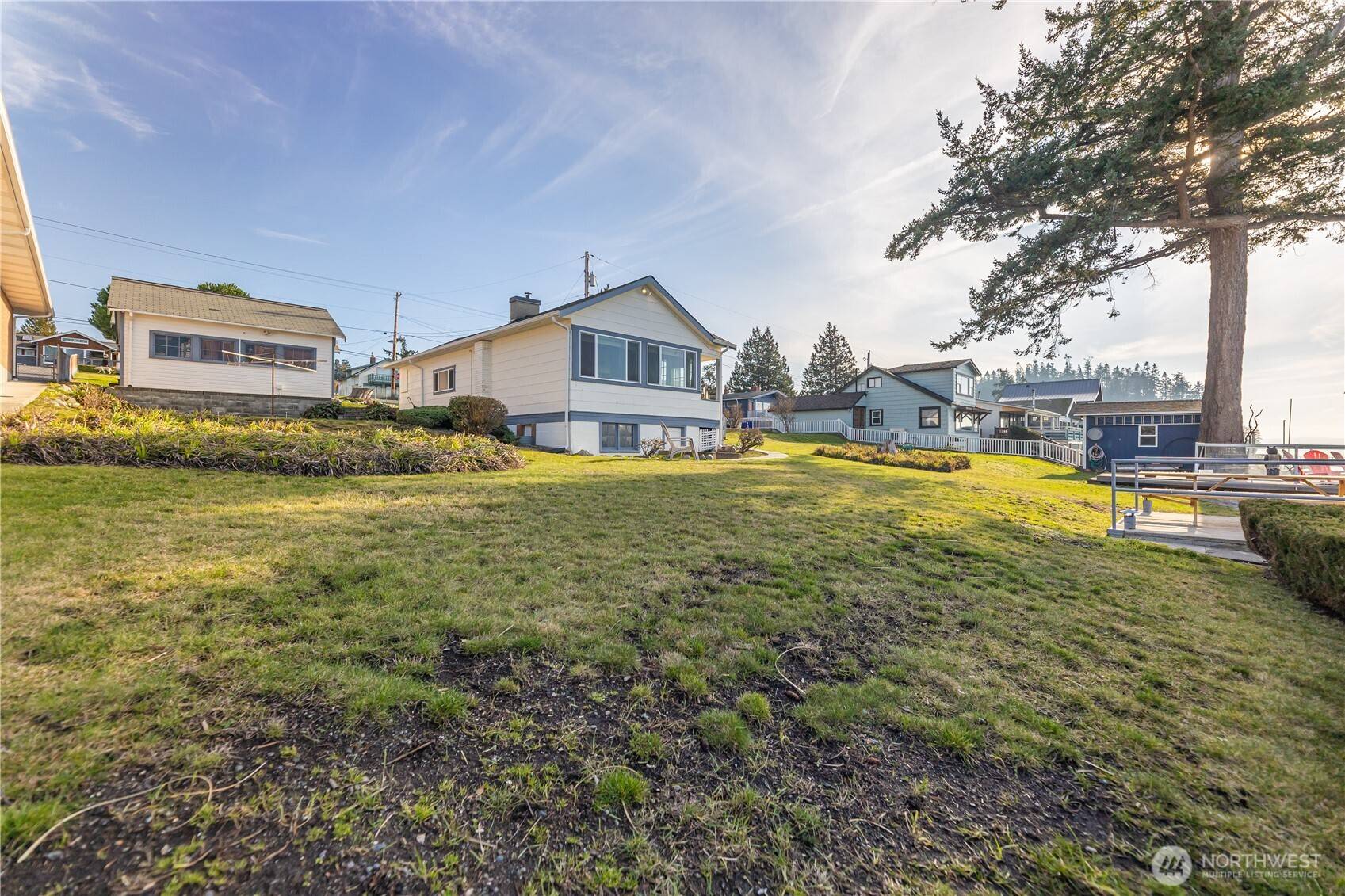 Camano Island, WA 98282,177 Beachwood AVE
