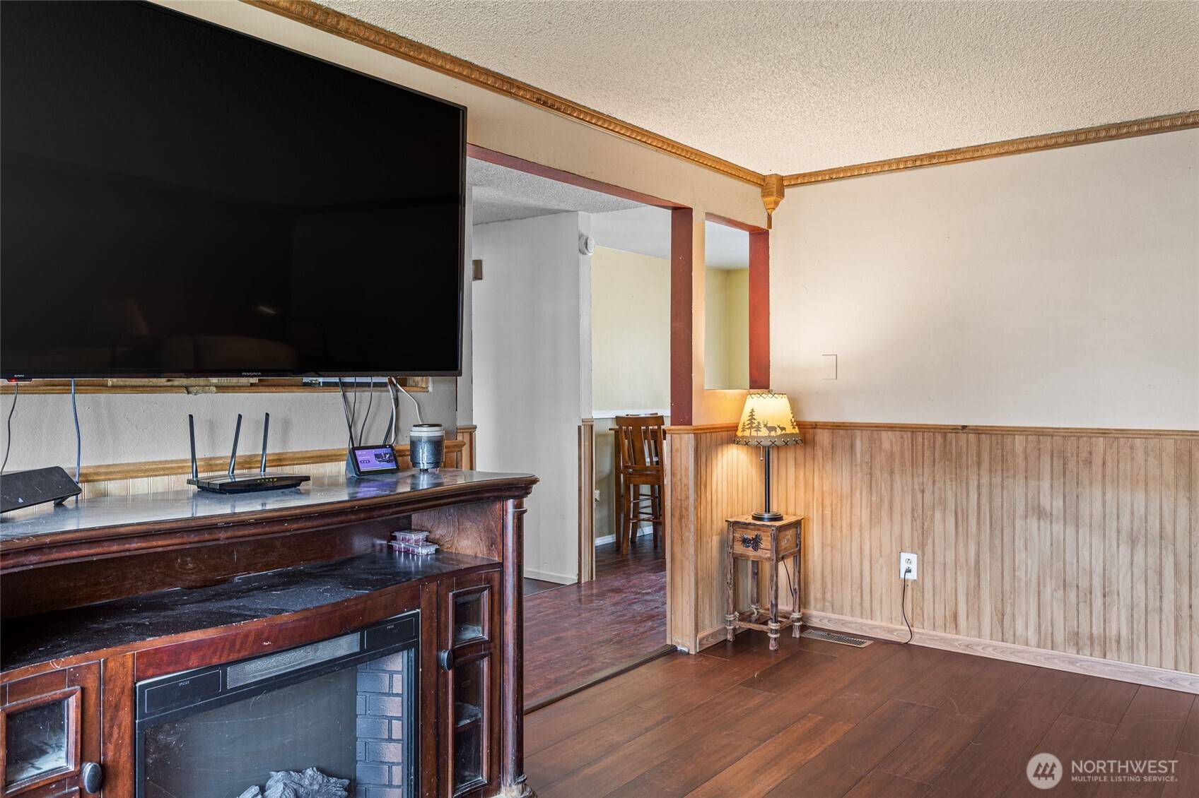 Moxee, WA 98936,230 W Blossom DR