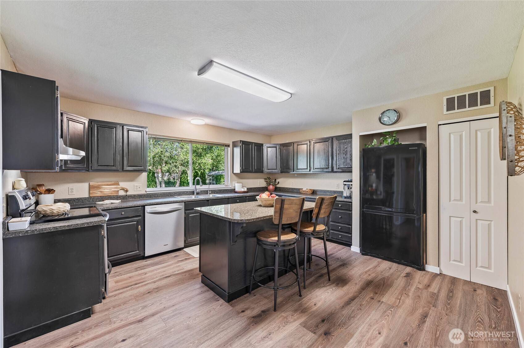 Cashmere, WA 98815,5110 Regan RD