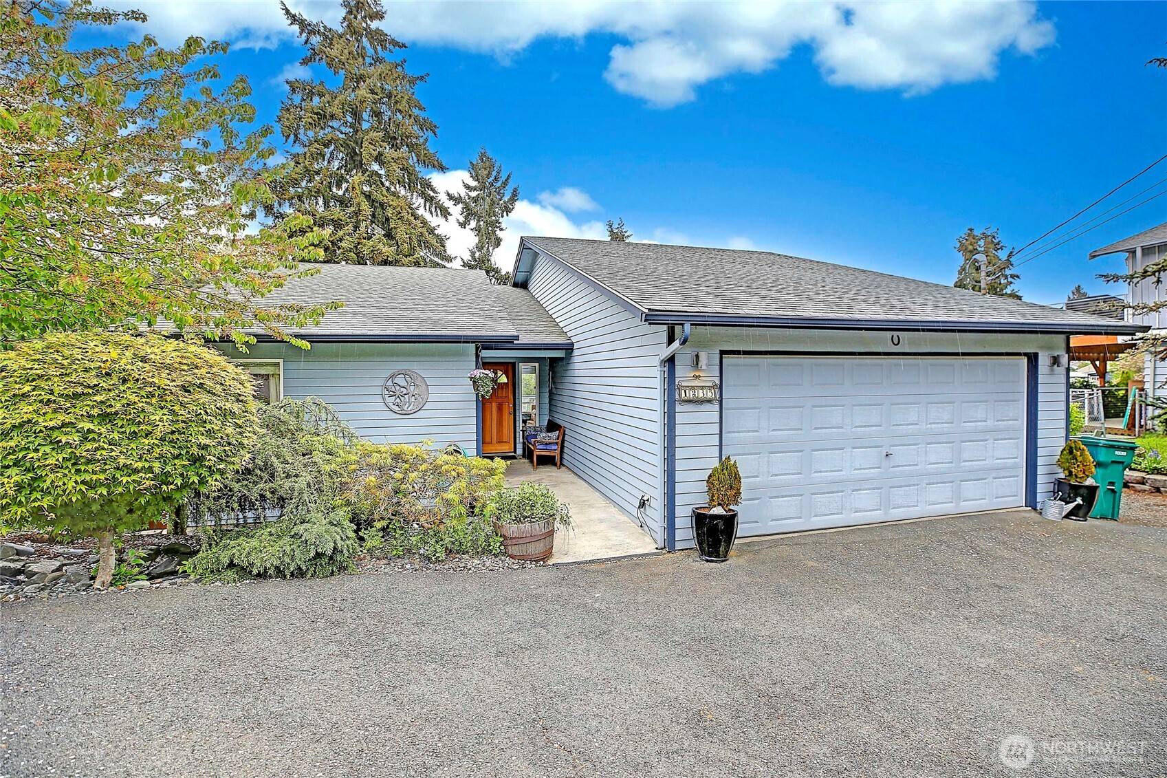Camano Island, WA 98282,1235 View ST