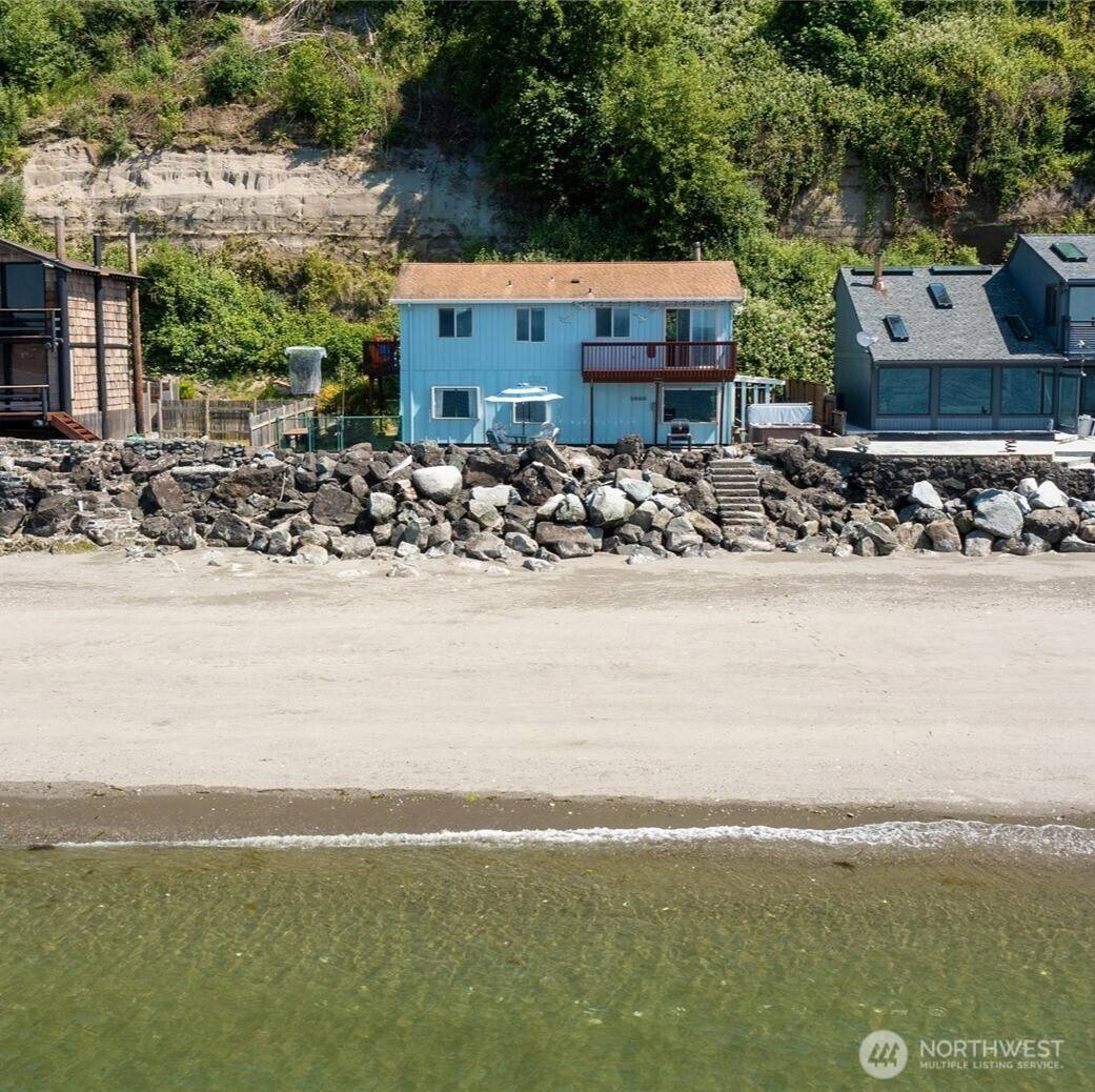Hat Island, WA 98206,10 H S Beach DR