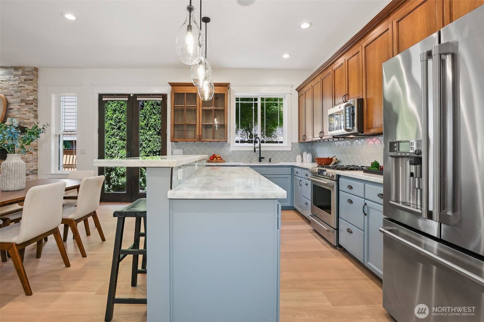 Issaquah, WA 98027,125 1st AVE NW