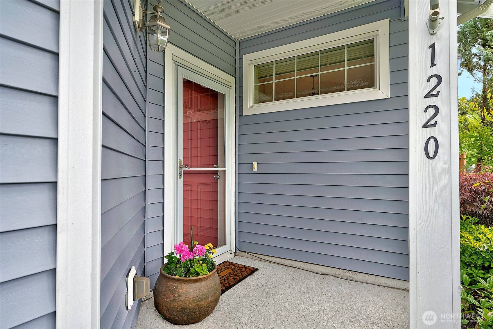 Auburn, WA 98002,1220 51 PL NE
