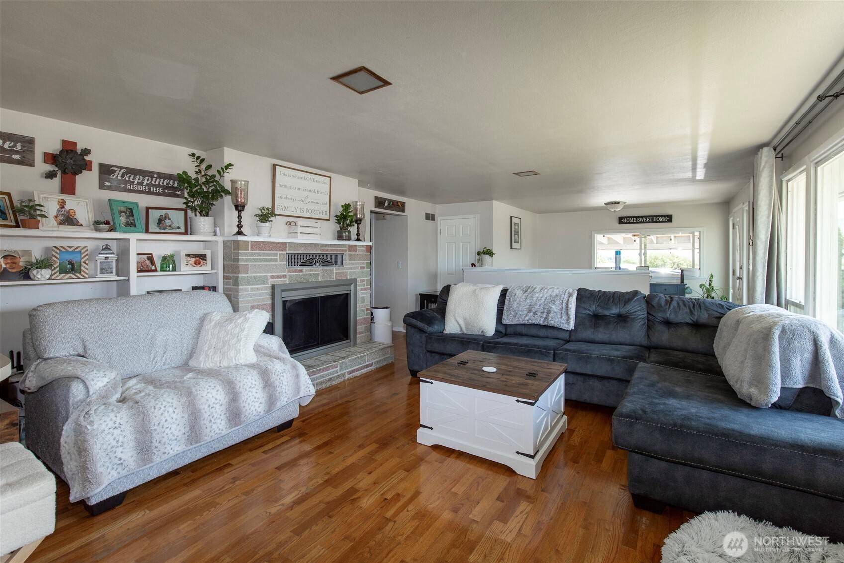 East Wenatchee, WA 98802,800 10th ST NE