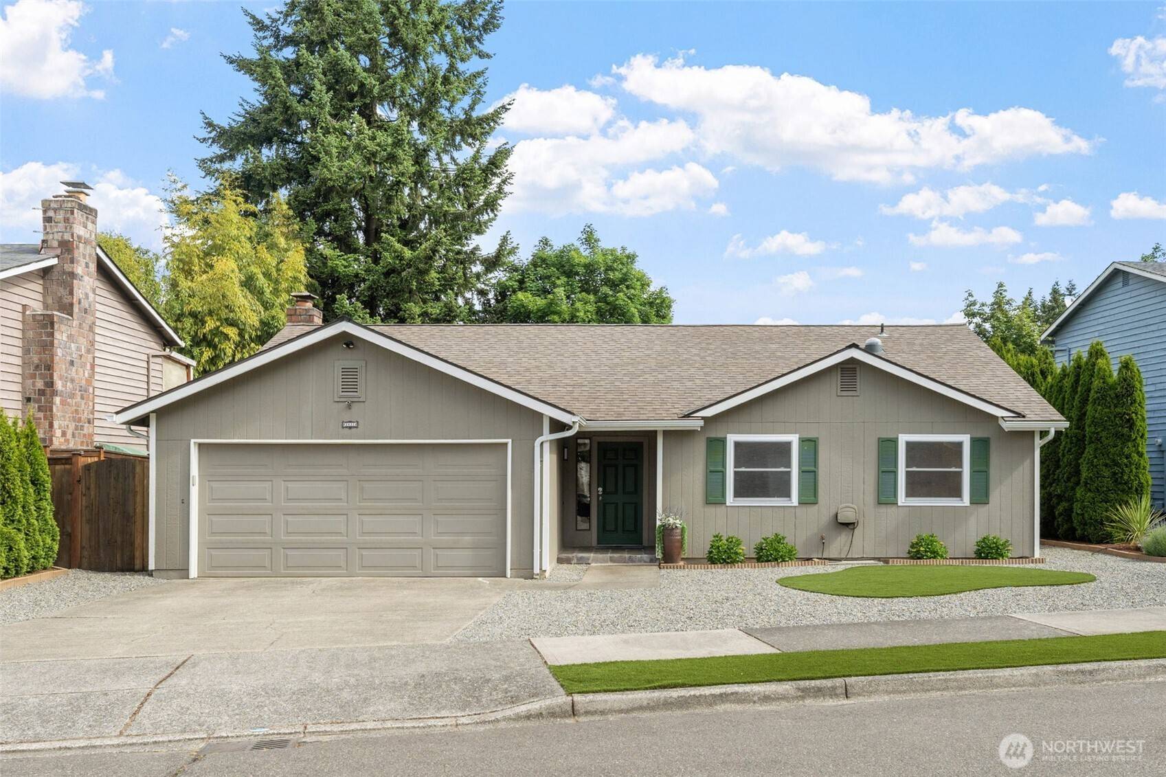 Renton, WA 98056,2620 NE 23rd PL