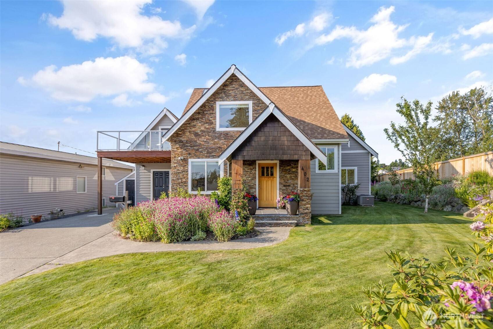 Renton, WA 98056,402 Grandey WAY NE