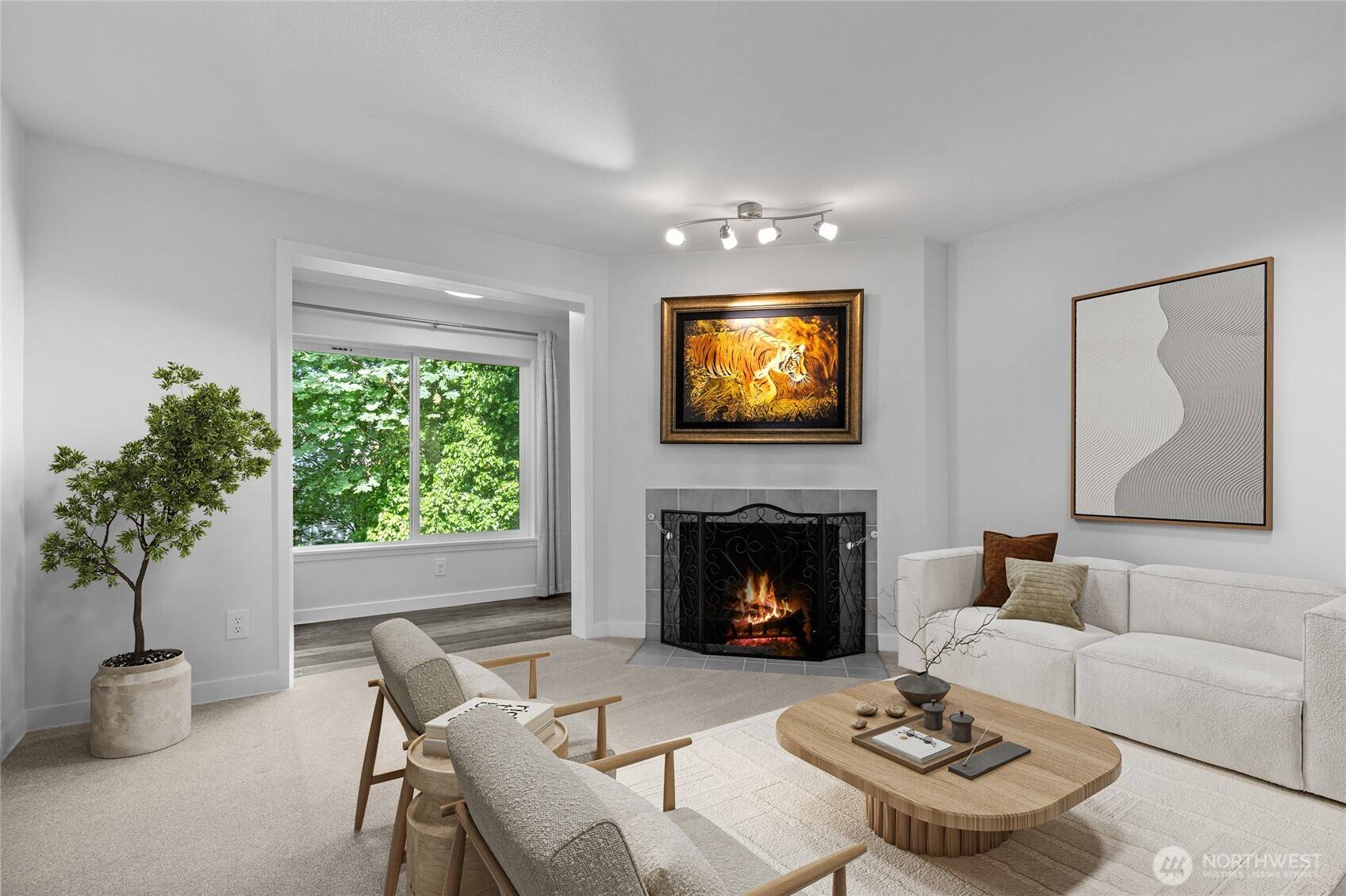 Renton, WA 98056,975 Aberdeen AVE NE #G203
