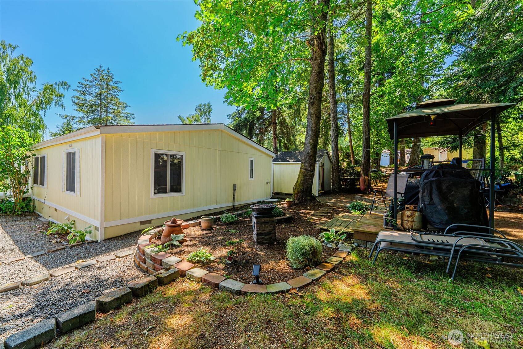 Silverdale, WA 98383,949 Mahogany LN