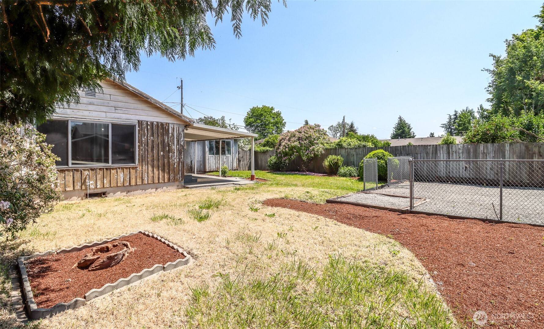 Puyallup, WA 98371,1308 18th ST NW