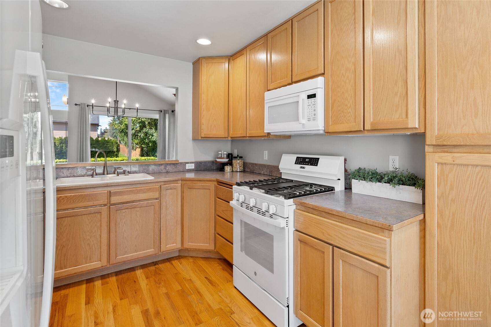 Everett, WA 98208,17 119th ST SE #B