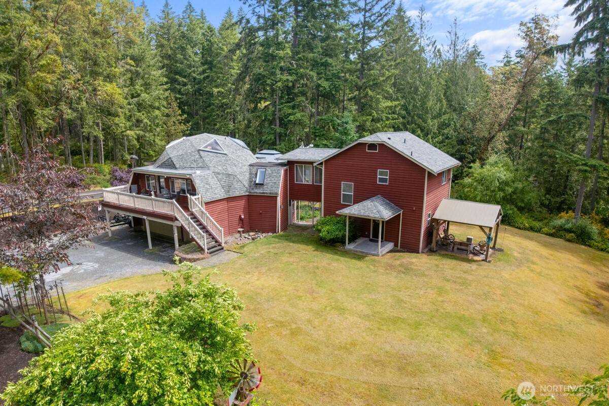 Anderson Island, WA 98303,9203 Kootenai DR