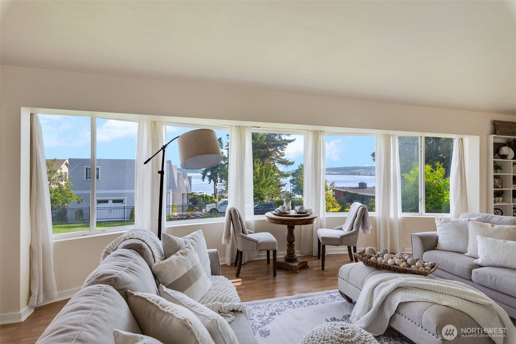 Steilacoom, WA 98388,615 613 Lafayette ST
