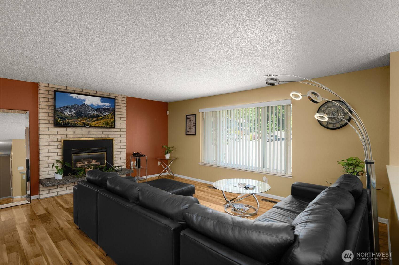 Federal Way, WA 98023,33046 38th AVE SW