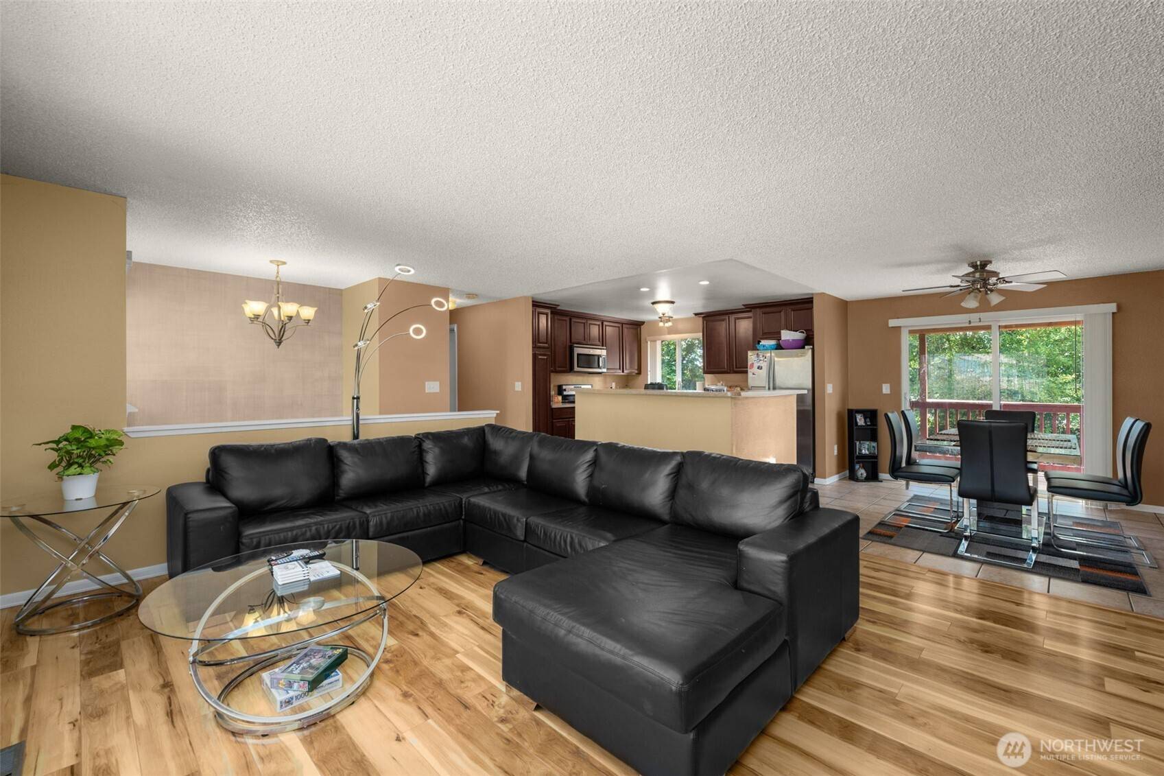 Federal Way, WA 98023,33046 38th AVE SW