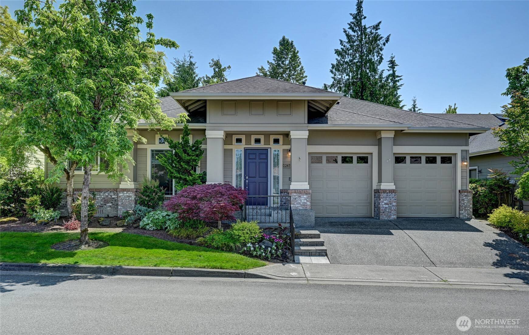 Redmond, WA 98053,22879 NE 127th WAY