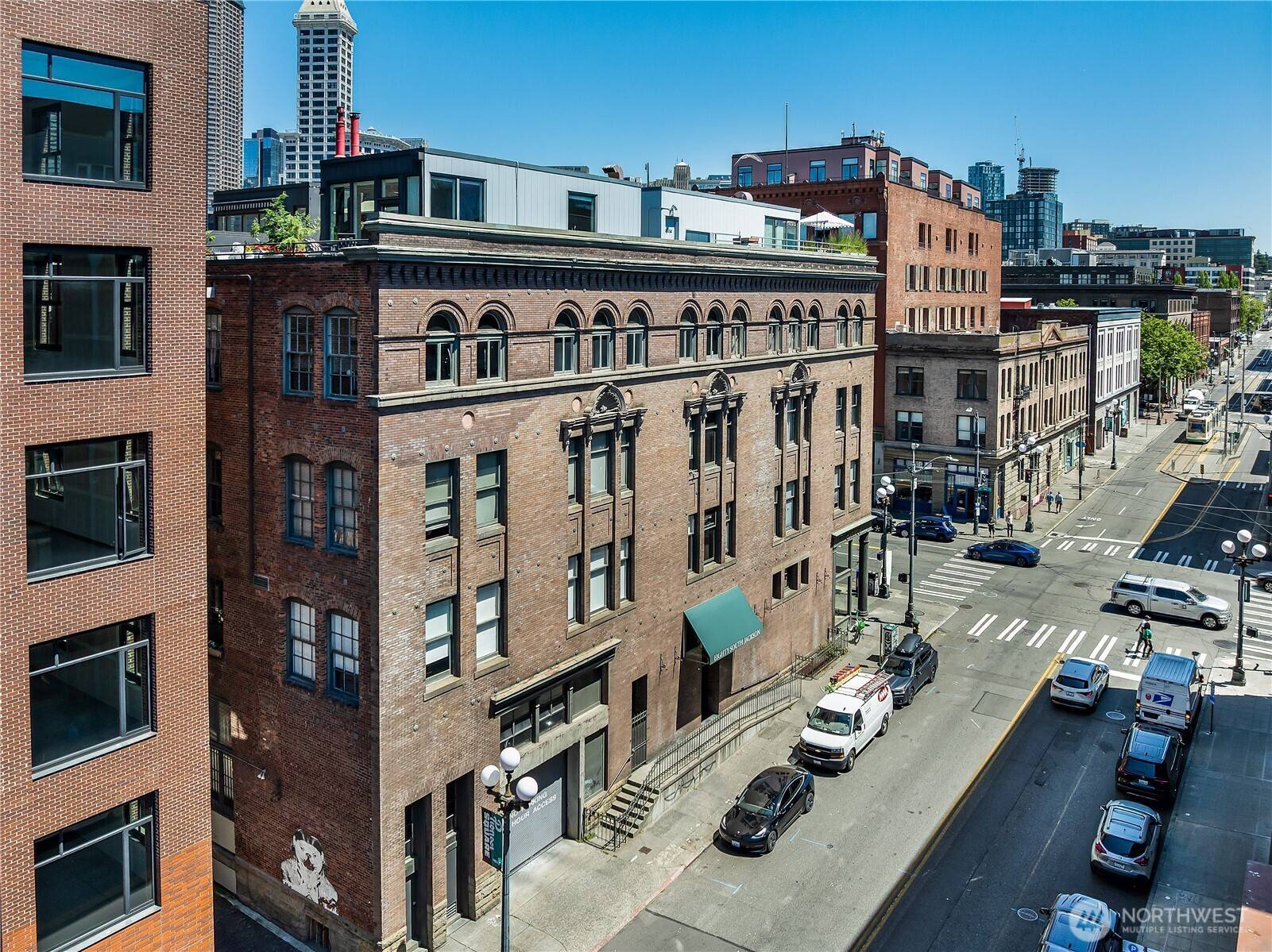 Seattle, WA 98104,80 S Jackson ST #407