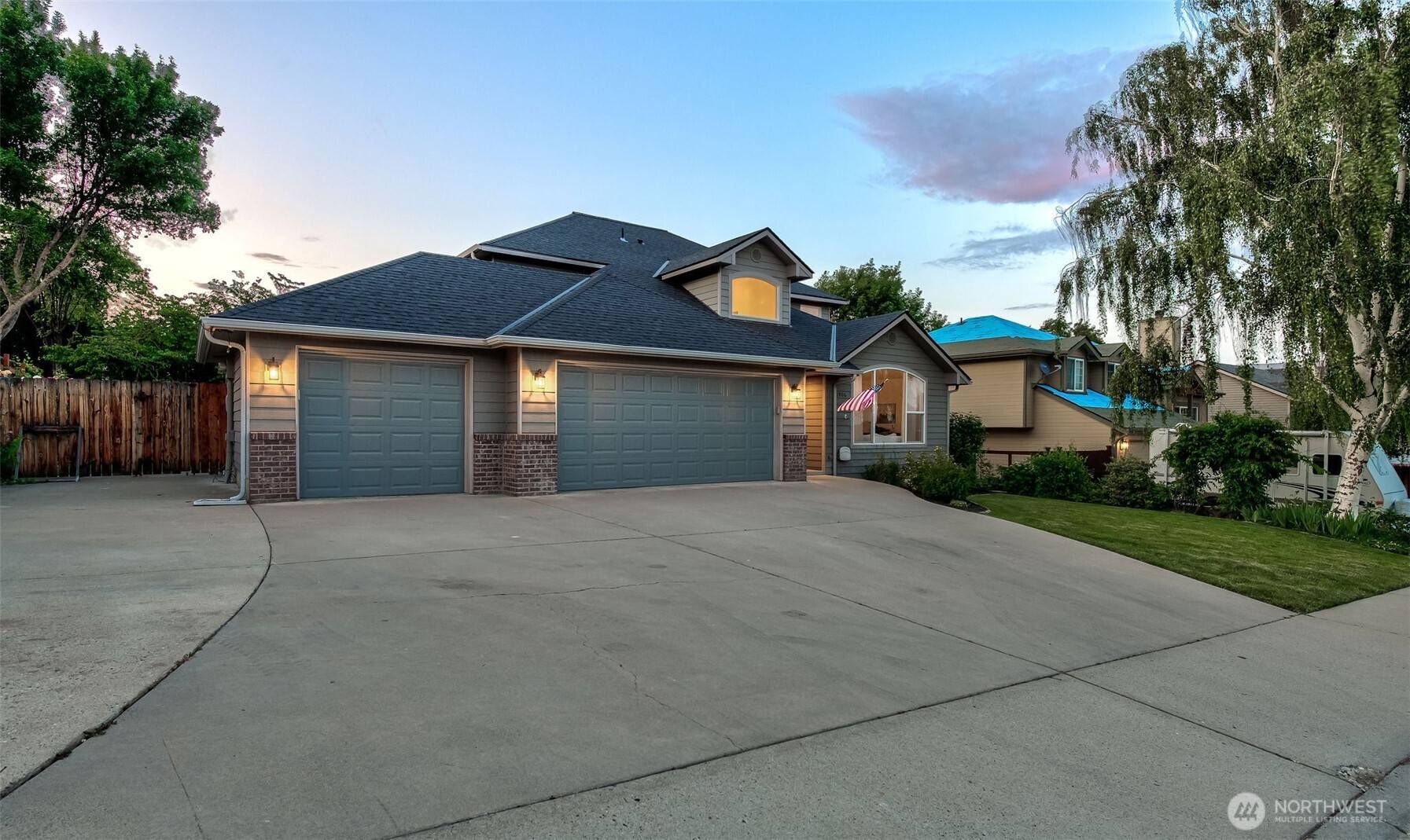 Wenatchee, WA 98801,1906 Lion PL