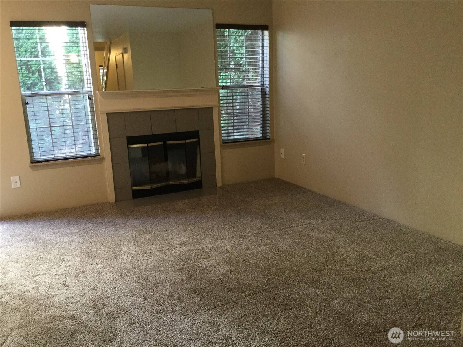 Everett, WA 98204,9825 18th AVE W #G3
