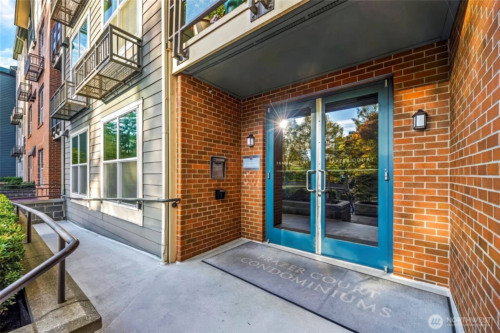Redmond, WA 98052,16275 NE 85th ST #405