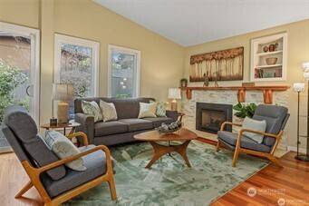 Bellevue, WA 98004,1928 109th AVE SE