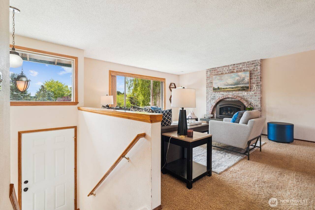 Kent, WA 98032,4512 S 256th Place