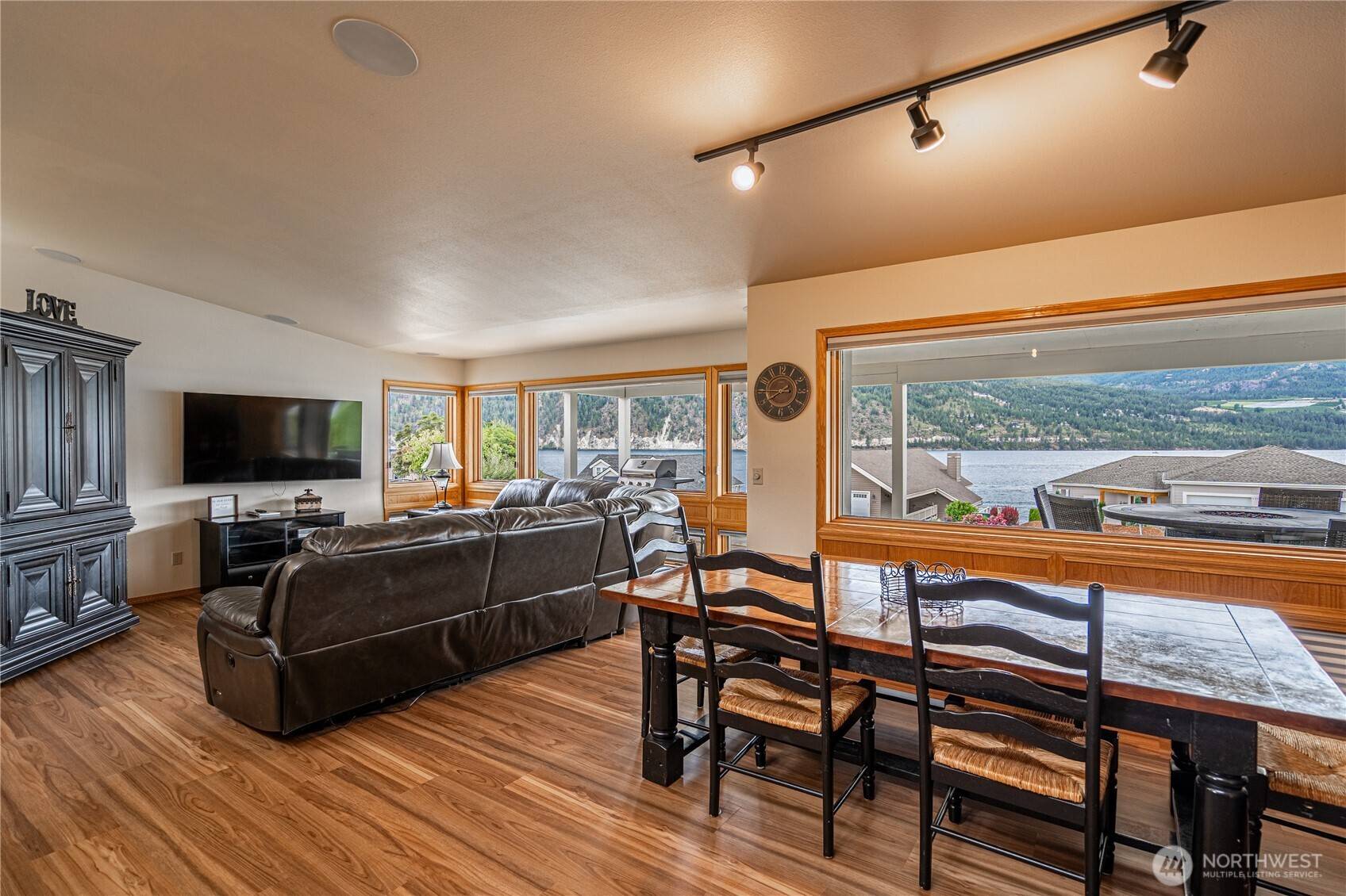 Manson, WA 98831,330 Upper Point DR