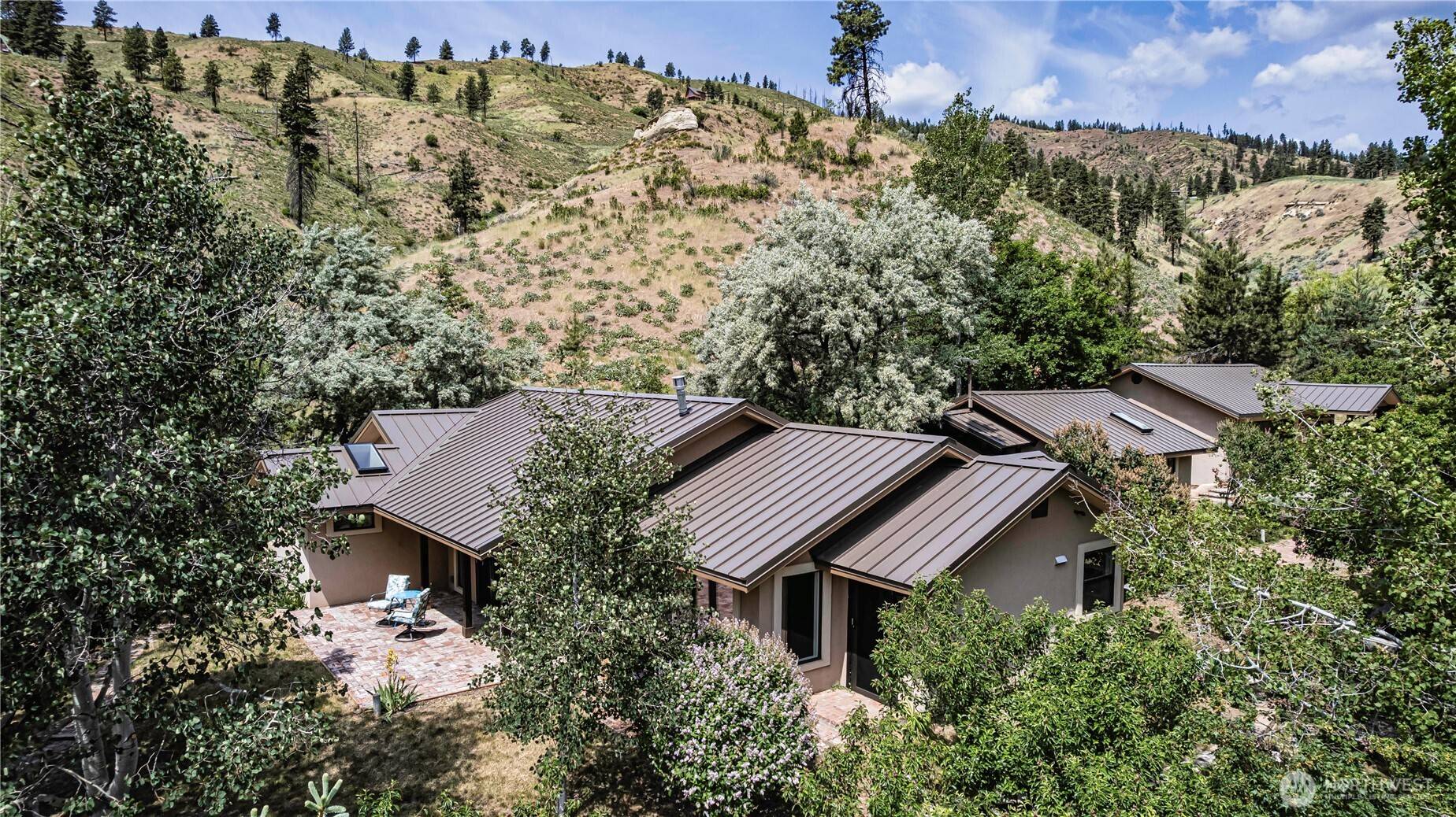 Cashmere, WA 98815,359 W Nahahum Canyon RD