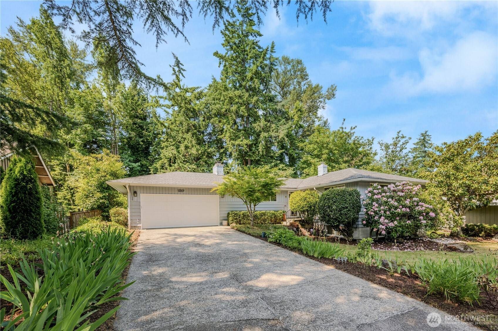 Bellevue, WA 98006,5253 120th AVE SE