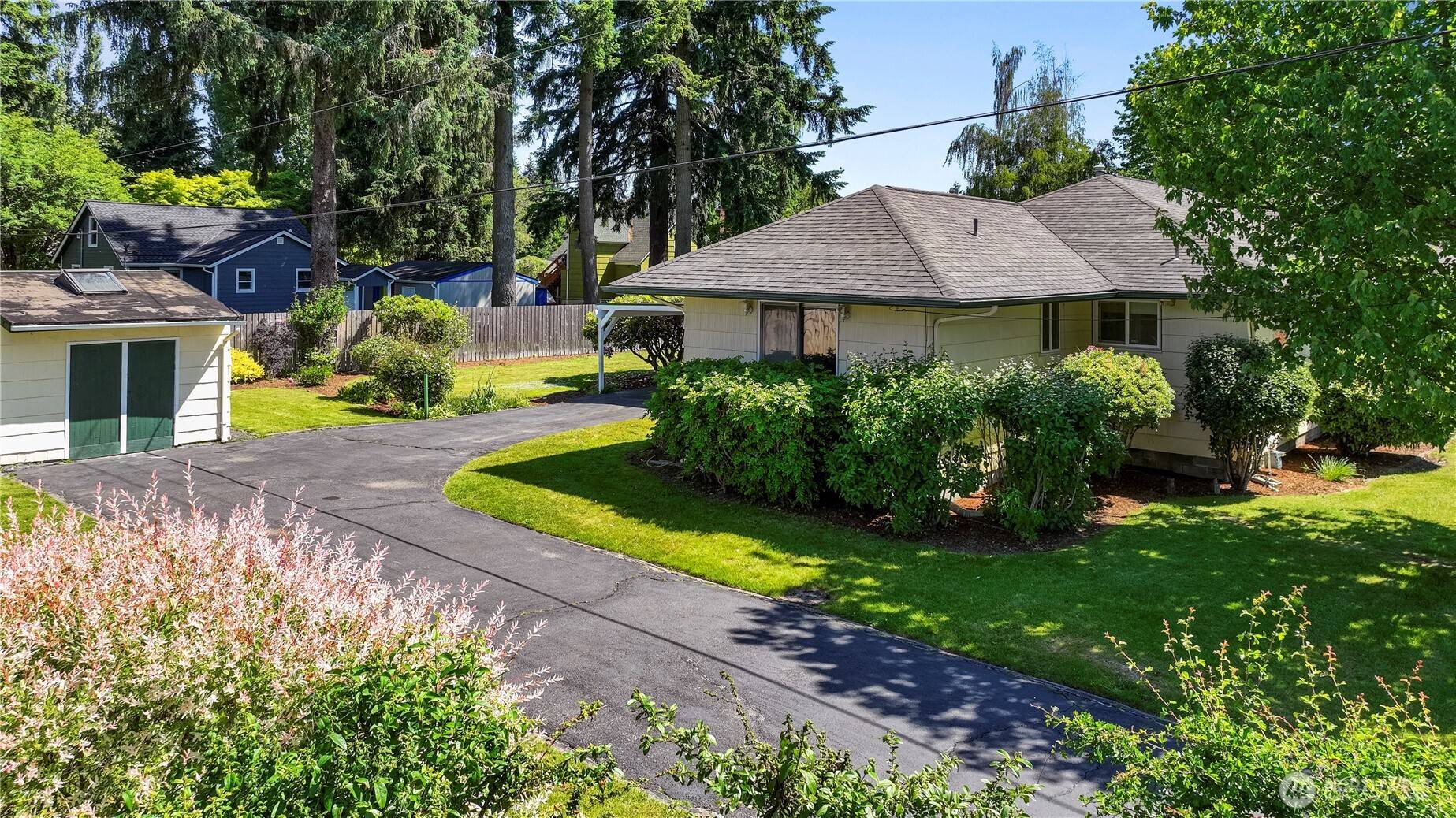 Olympia, WA 98506,2502 Thurston AVE NE