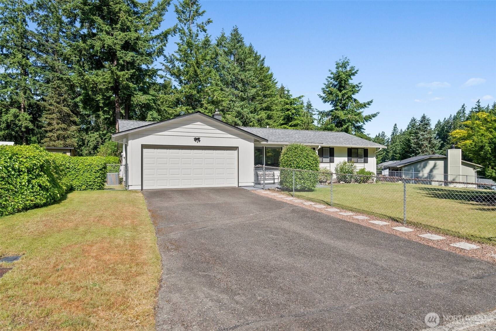 Maple Valley, WA 98038,26705 235th AVE SE