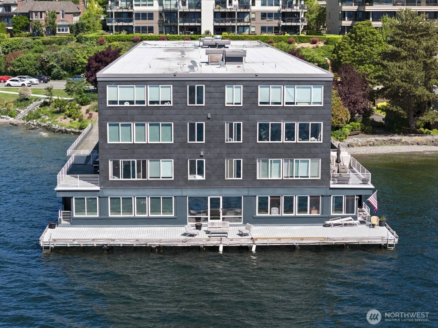 Kirkland, WA 98033,733 Lake ST S #105