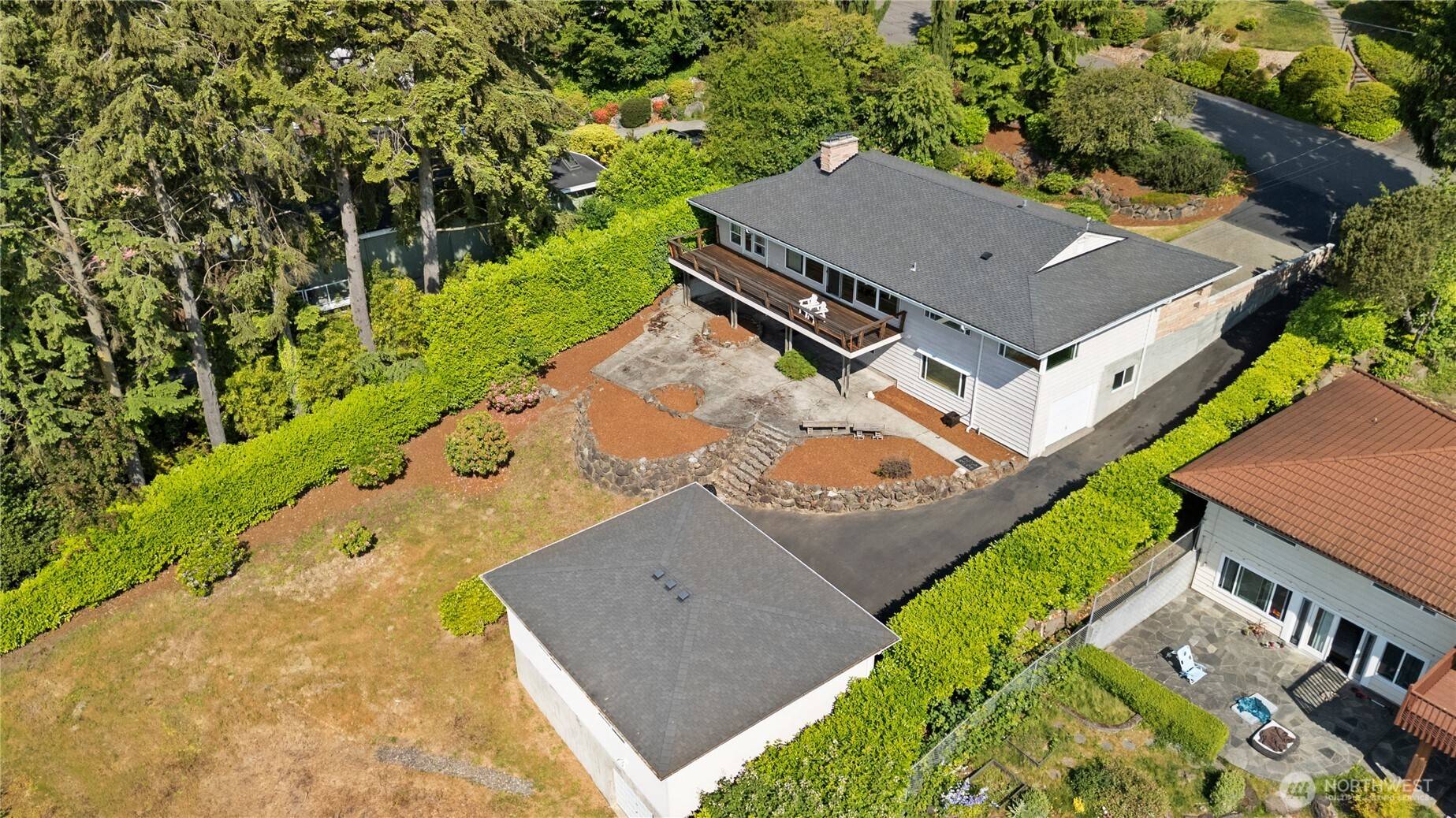 Kenmore, WA 98028,5669 NE 180th ST