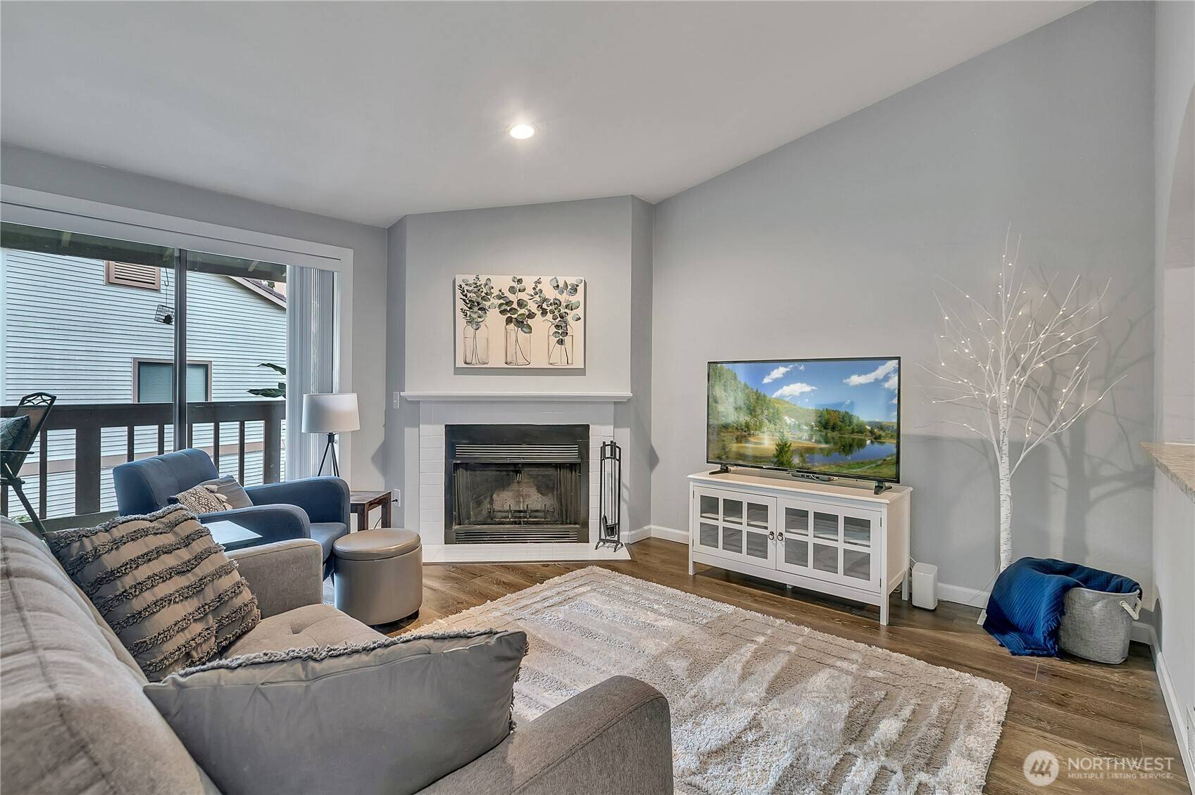 Renton, WA 98058,17311 119th LN SE #J4