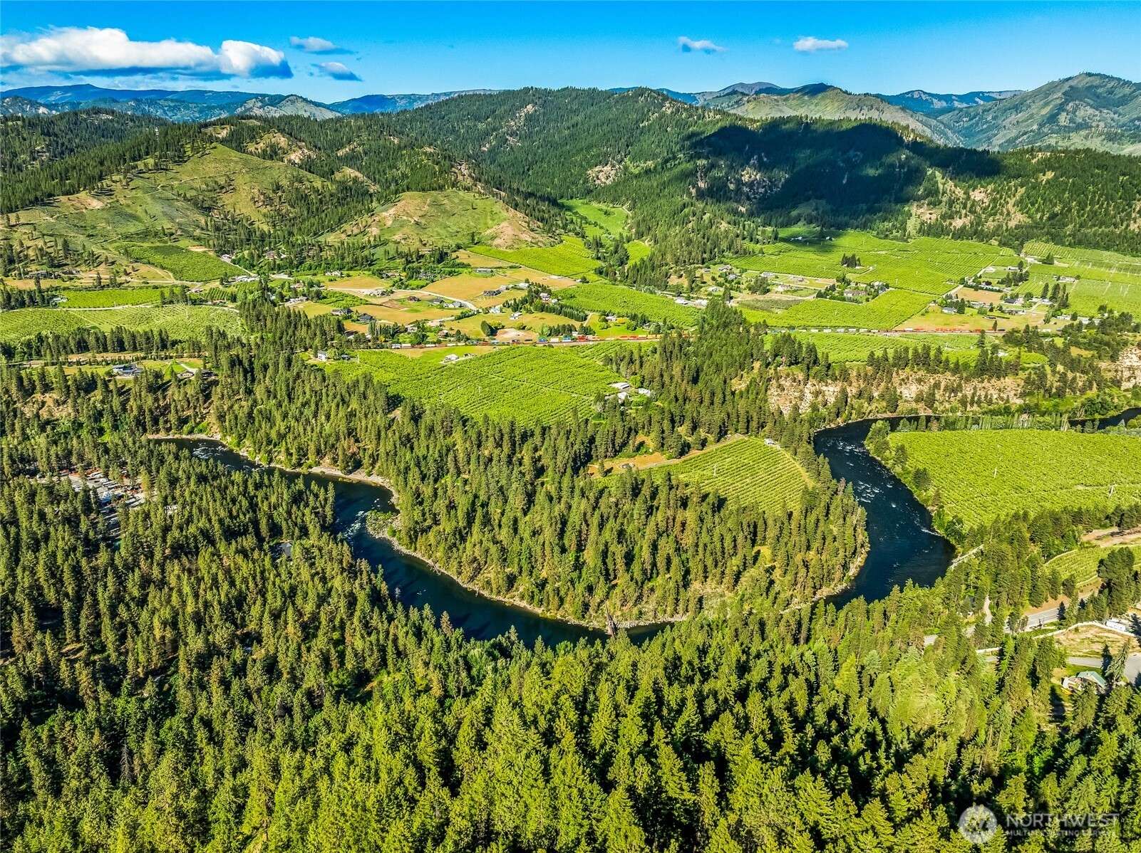 Leavenworth, WA 98826,981 Nighthawk Ridge LN