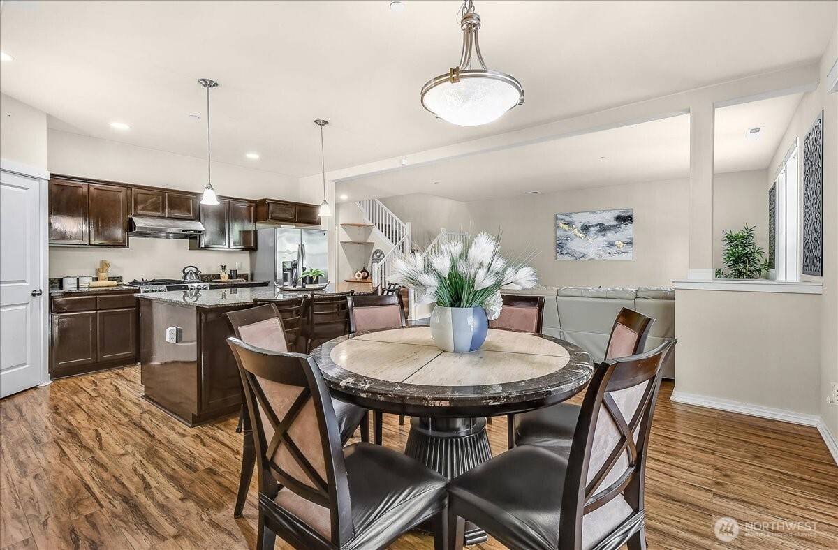 Renton, WA 98056,1615 Redmond CT NE