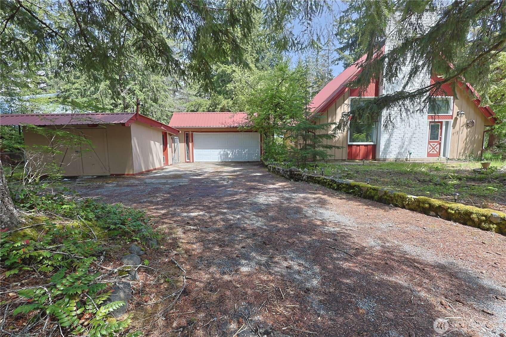 Ashford, WA 98304,109 Mountain View - 2 DR S