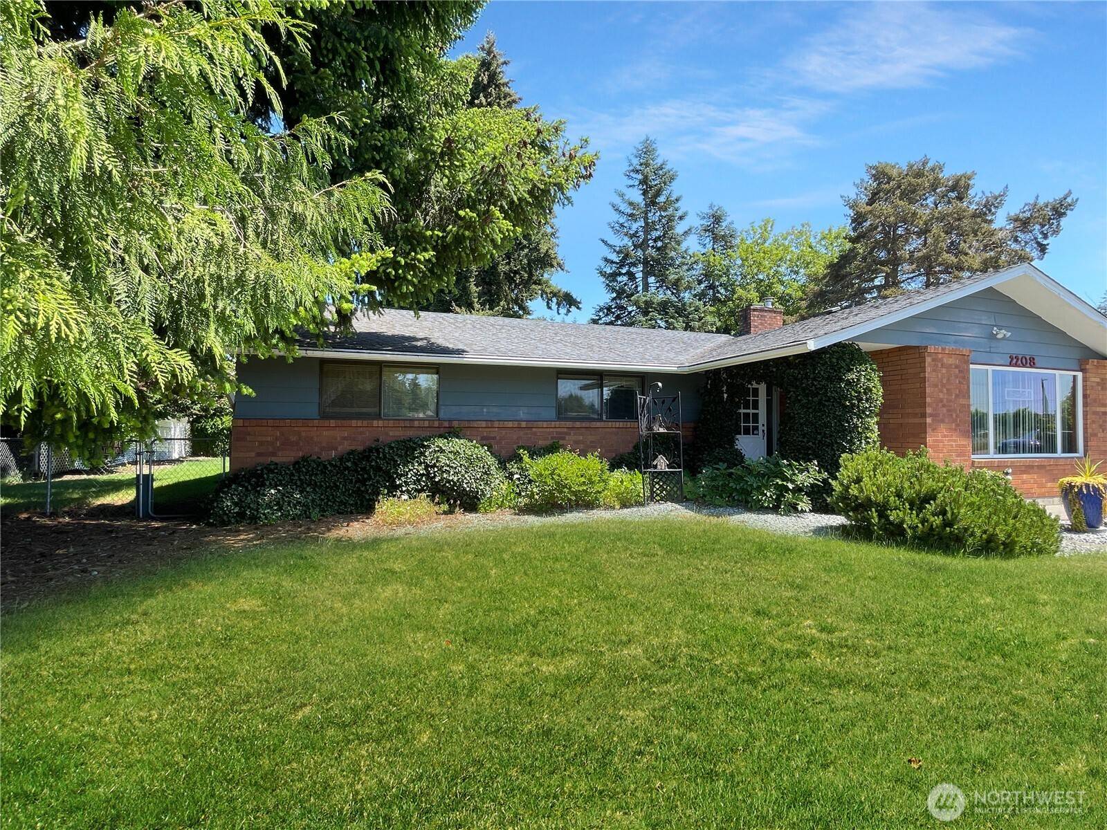 Centralia, WA 98531,2208 Sandra AVE
