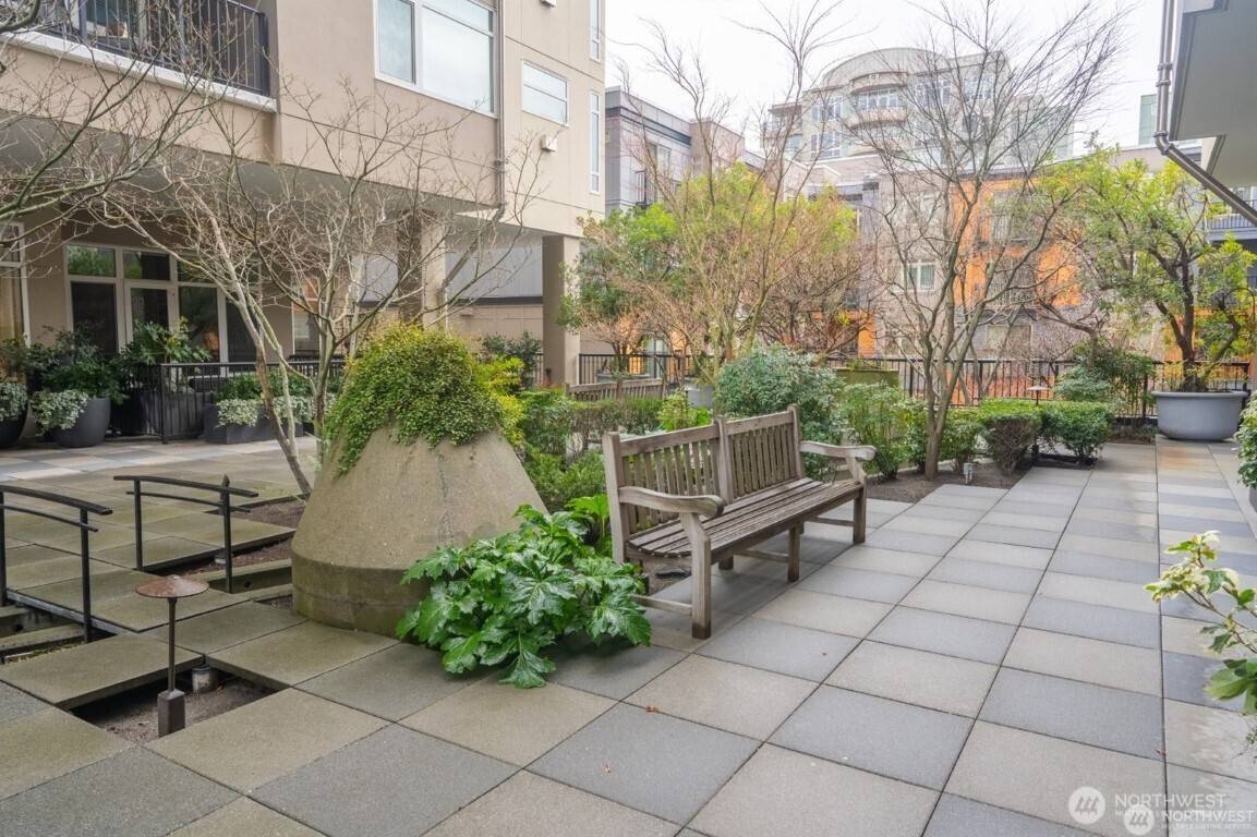 Seattle, WA 98121,2801 1st AVE #515