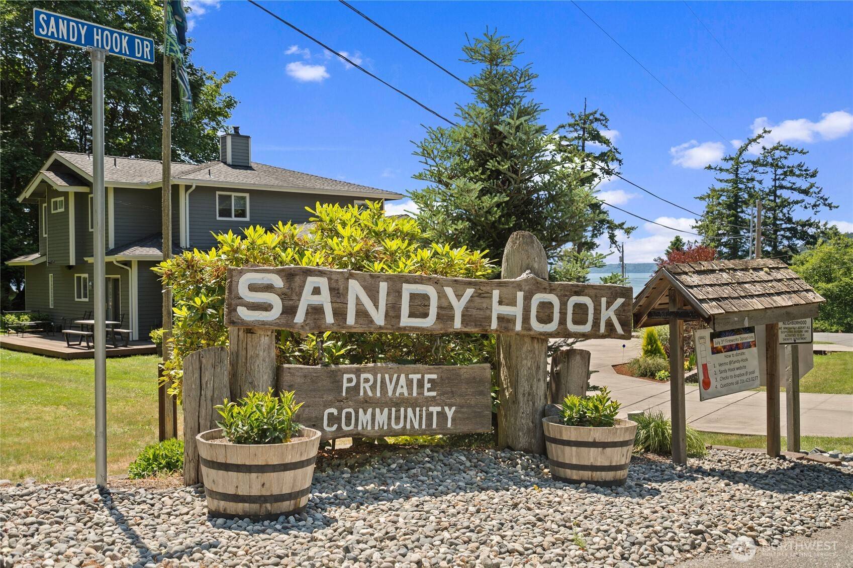 Clinton, WA 98236,8145 Sandy Hook DR